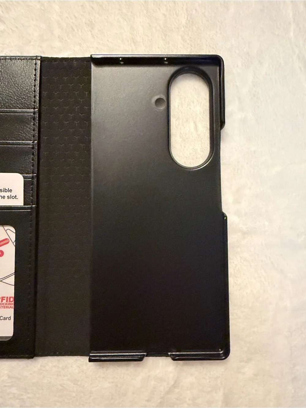 TUCCH flip wallet